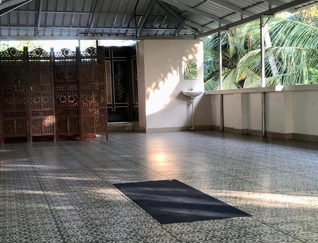 Villa Anandha Thiruvananthapuram Buitenkant foto