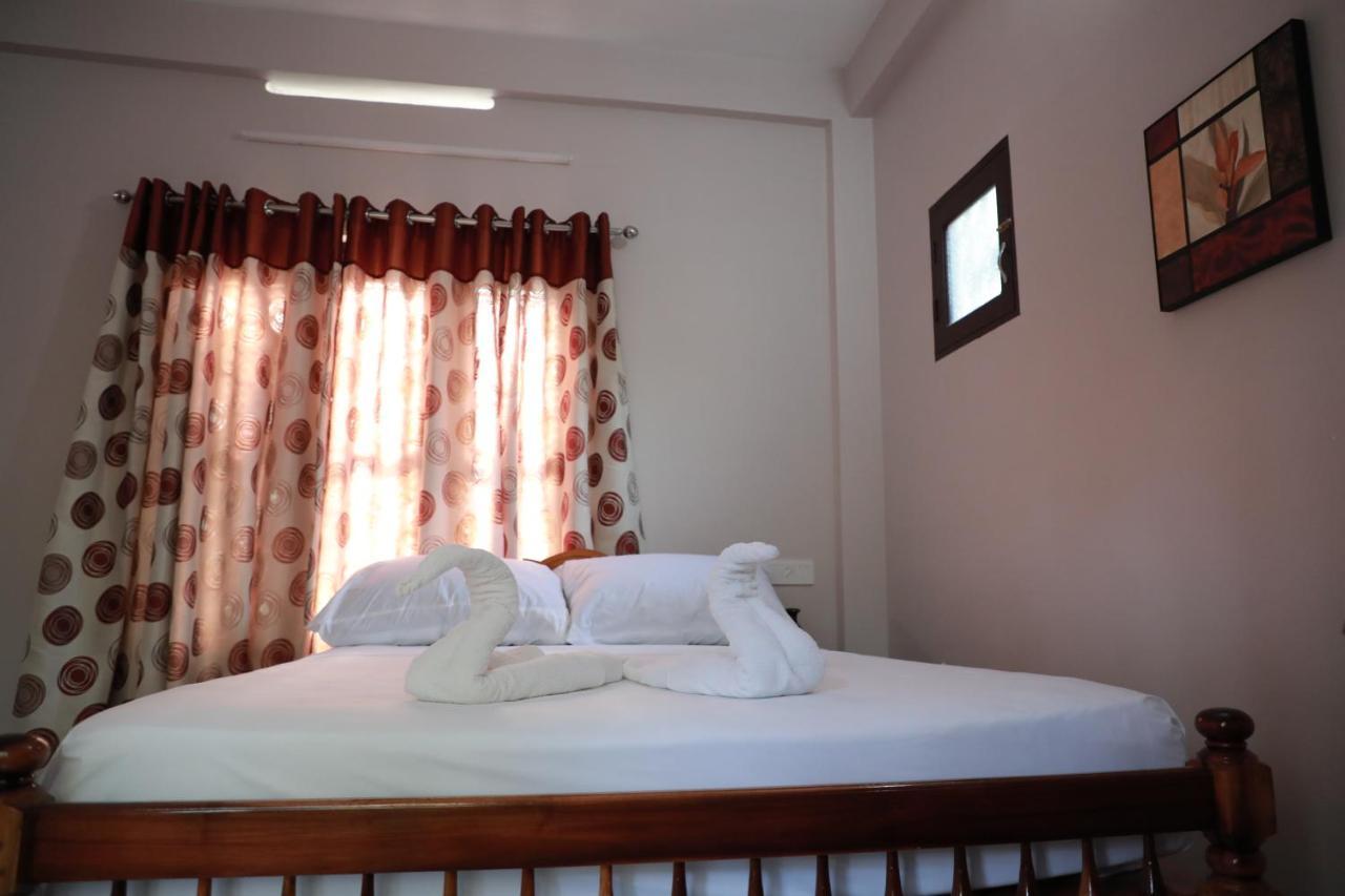 Villa Anandha Thiruvananthapuram Buitenkant foto